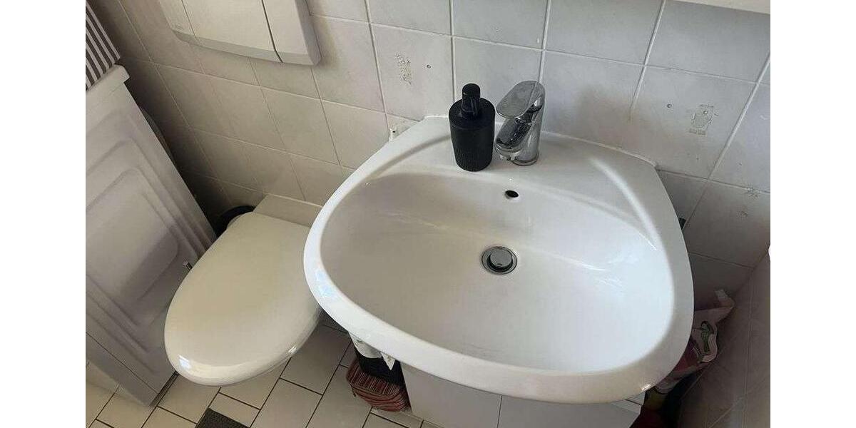 Dachgeschoßwohnung Karlsfeld - 2.5 Zimmer, 72 m&sup2;, 1.450&euro; | Angebot:26534796