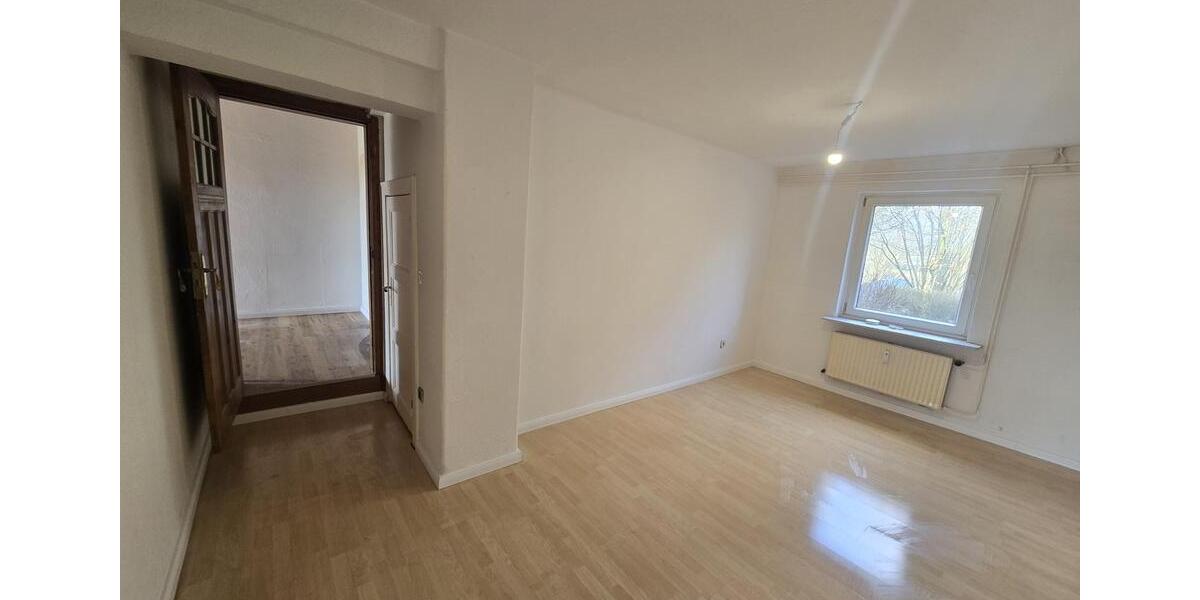 Erdgeschoßwohnung Kaltenkirchen - 4 Zimmer, 105 m&sup2;, 1.100&euro; | Angebot:26199144
