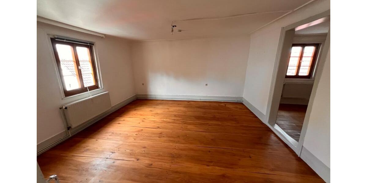 Etagenwohnung Hechingen - 5 Zimmer, 105 m&sup2;, 600&euro; | Angebot:26699903