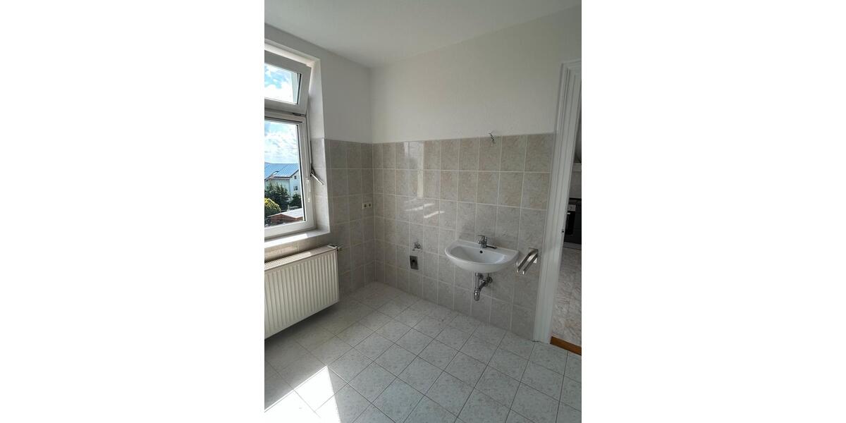 Etagenwohnung Frohburg - 3 Zimmer, 87 m&sup2;, 634&euro; | Angebot:25325158