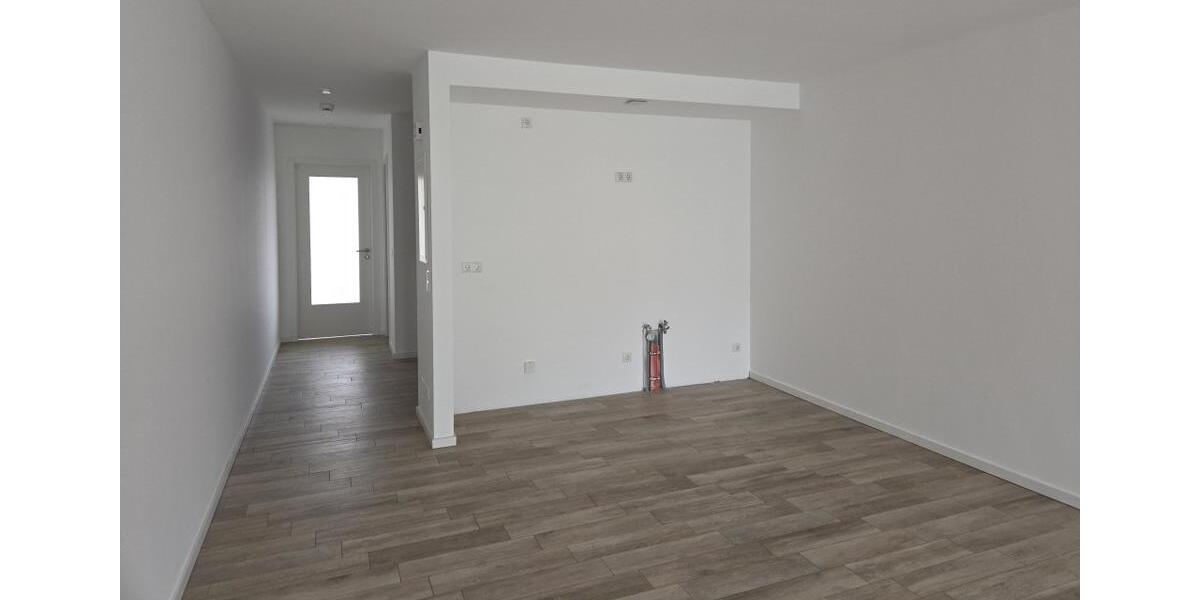 Maisonettenwohnung Weinböhla - 4 Zimmer, 114 m&sup2;, 1.250&euro; | Angebot:26357502