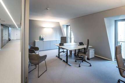 Büro in Frankfurt am Main 499 € 8 m² zimmer