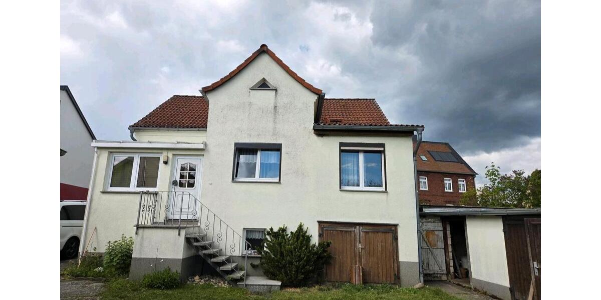 Einfamilienhaus Gräfenhainichen - 4 Zimmer, 100 m&sup2;, 1.000&euro; | Angebot:26705719