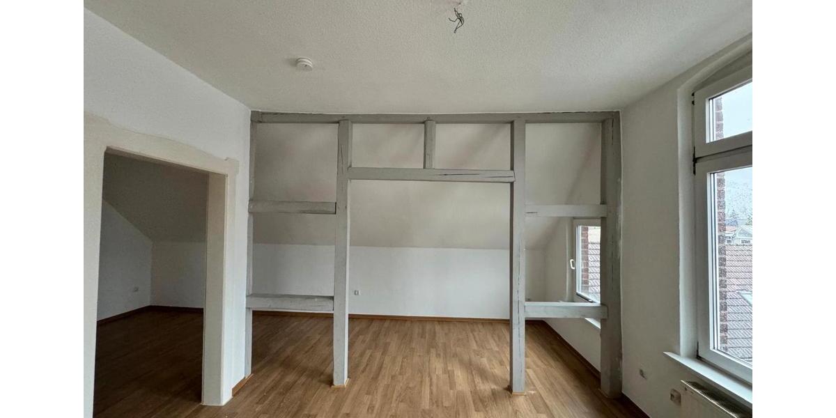 Dachgeschoßwohnung Celle - 3 Zimmer, 85 m&sup2;, 875&euro; | Angebot:25590458