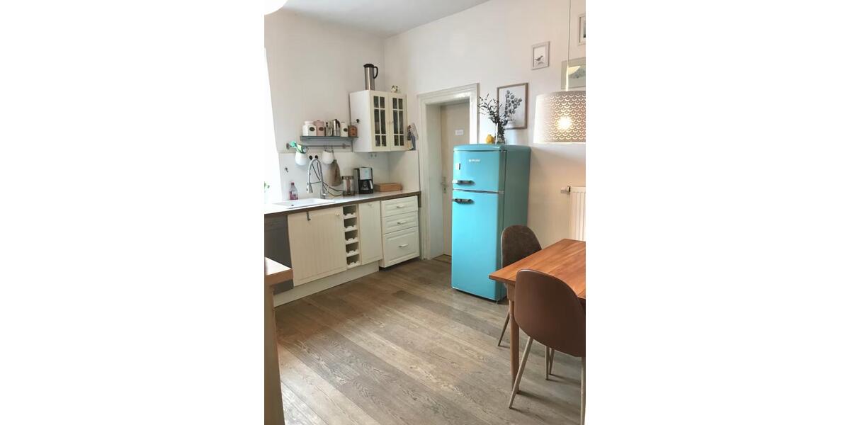 Einfamilienhaus Burgwindheim - 9 Zimmer, 250 m&sup2;, 1.600&euro; | Angebot:25025245