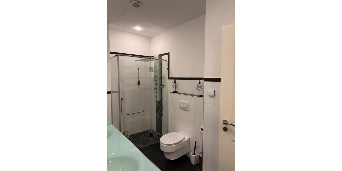 Hochparterre Pforzheim Weststadt - 3 Zimmer, 120 m&sup2;, 1.150&euro; | Angebot:26024503