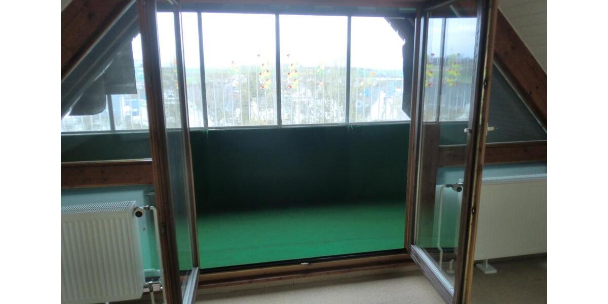 Dachgeschoßwohnung Kastellaun - 3.5 Zimmer, 90 m&sup2;, 660&euro; | Angebot:26144552
