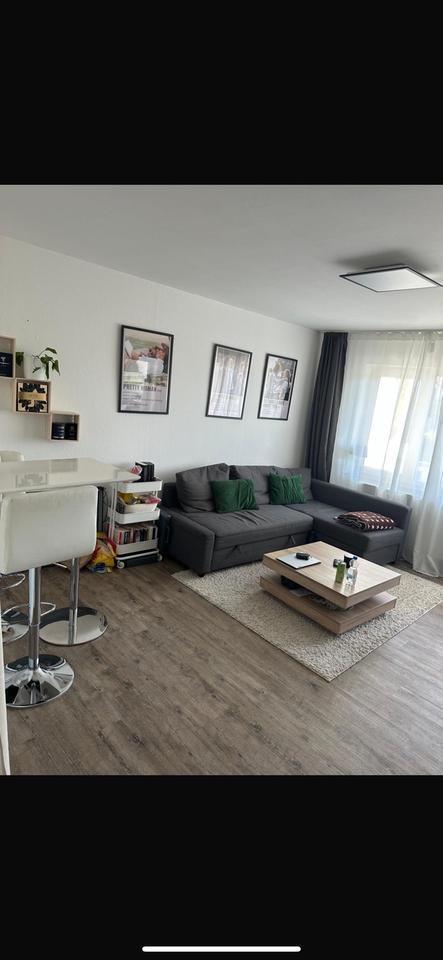 Helle 1,5-Zimmer Wohnung mit Balkon und Garage (ab 01.10.)