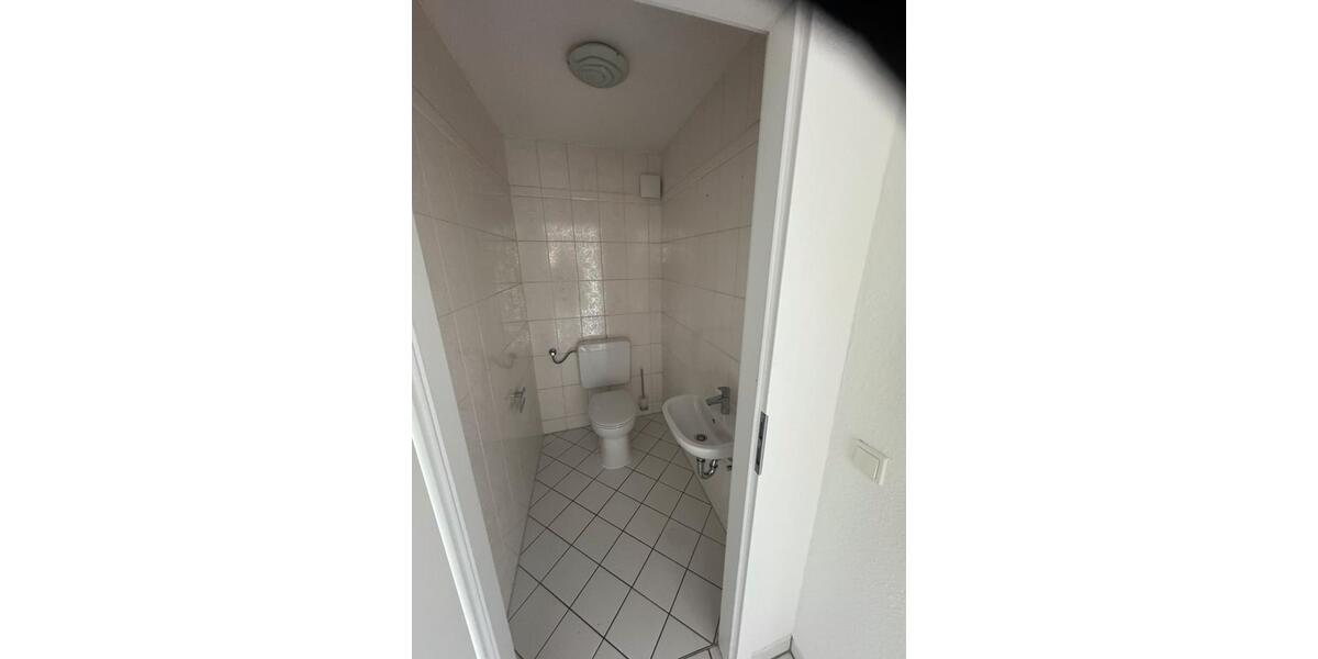 Dachgeschoßwohnung Saarlouis - 3 Zimmer, 90 m&sup2;, 980&euro; | Angebot:25892458