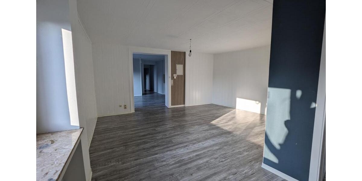 Etagenwohnung Dillenburg Frohnhausen - 4 Zimmer, 85 m&sup2;, 620&euro; | Angebot:24680581