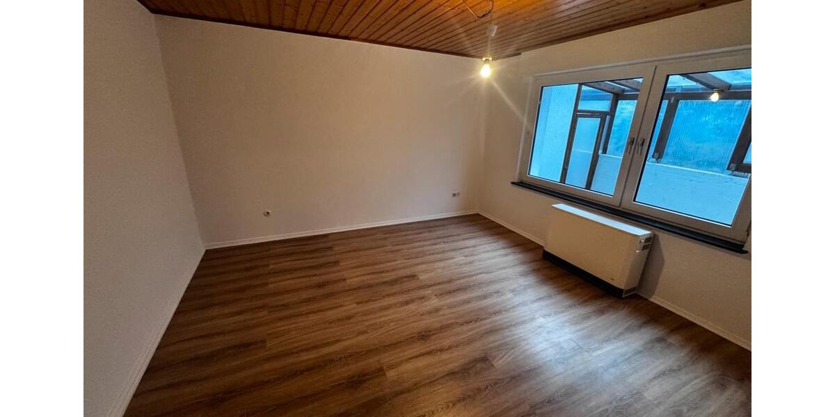 Etagenwohnung Elztal - 3 Zimmer, 86 m&sup2;, 550&euro; | Angebot:24653838