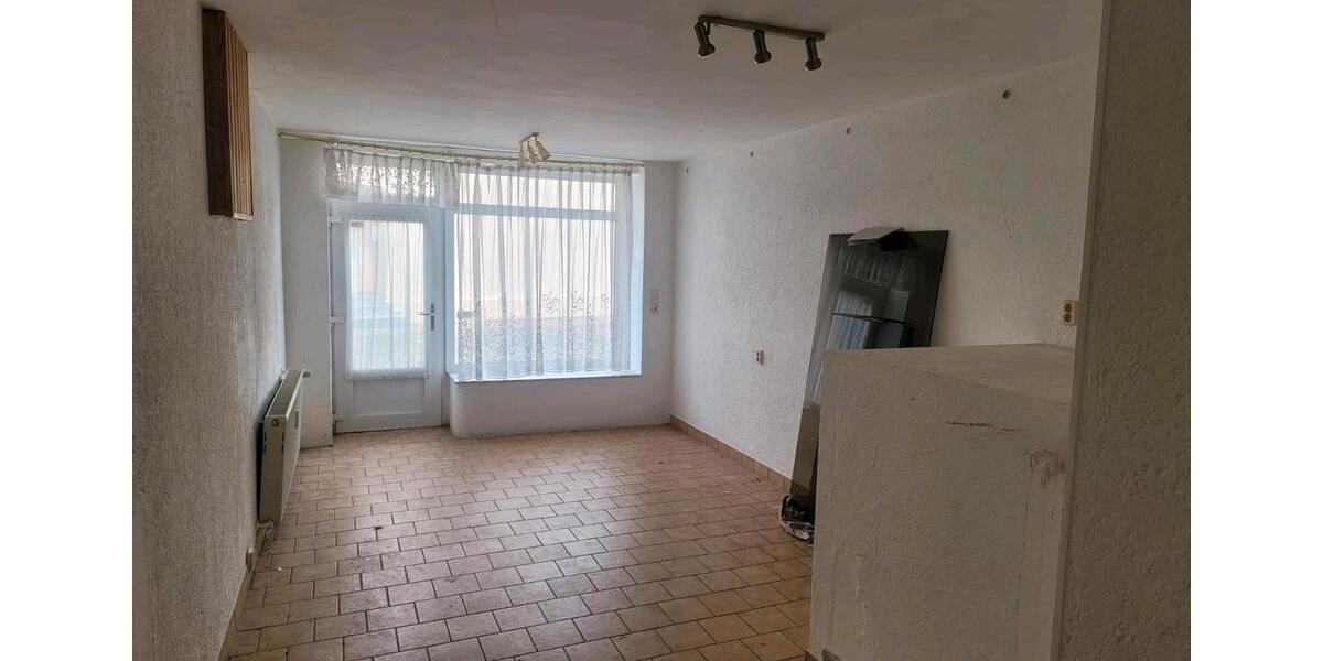 Erdgeschoßwohnung Güsten - 3 Zimmer, 360&euro; | Angebot:21952862