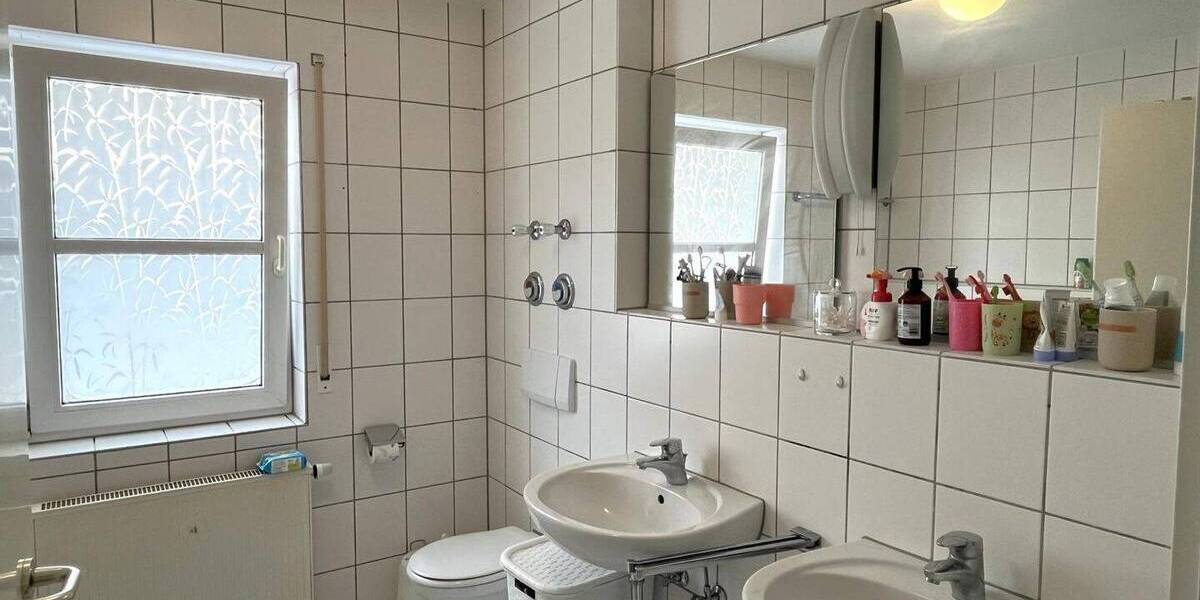 Etagenwohnung Freudenstadt - 3 Zimmer, 94 m&sup2;, 1.025&euro; | Angebot:26753295