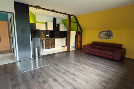 Großzügige Doppelhaushälfte mit Kamin, Einliegerwohnung usw. zimmer