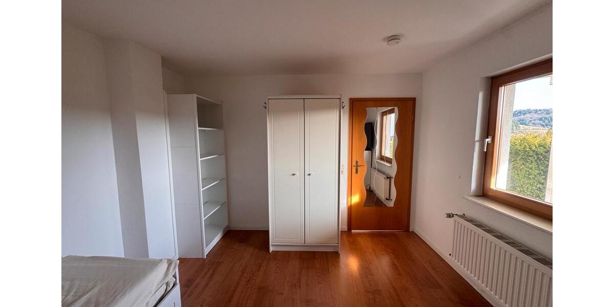 Etagenwohnung Mehren - 3 Zimmer, 38 m&sup2;, 530&euro; | Angebot:25868750