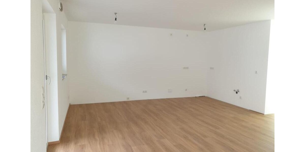 Erdgeschoßwohnung Neuötting - 2 Zimmer, 70 m&sup2;, 1.020&euro; | Angebot:24829080