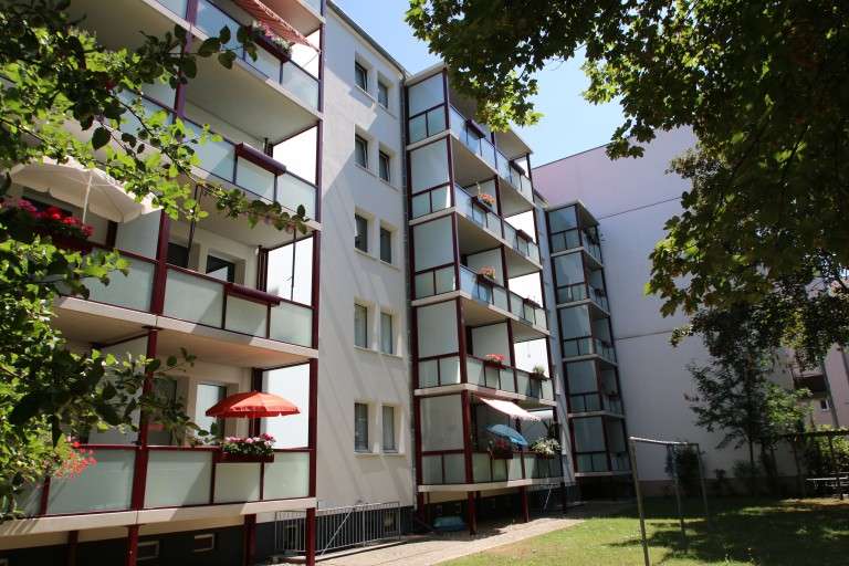 Etagenwohnung Magdeburg Stadtfeld Ost - 2 Zimmer, 49 m&sup2;, 322&euro; | Angebot:27269444
