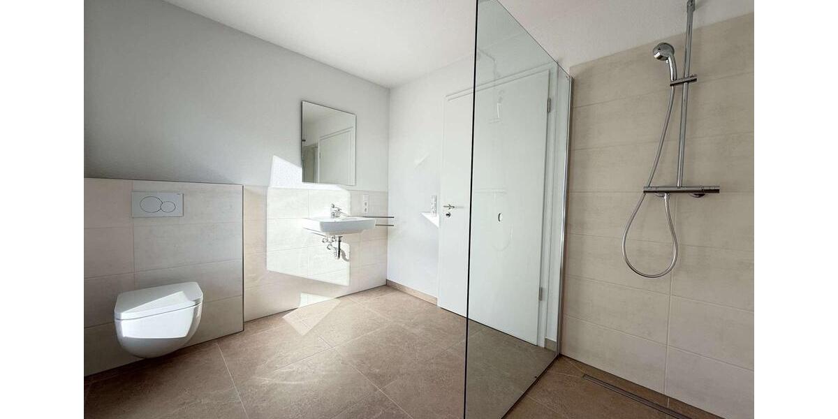 Erdgeschoßwohnung Wiesmoor - 3.5 Zimmer, 87 m&sup2;, 1.058&euro; | Angebot:25960970