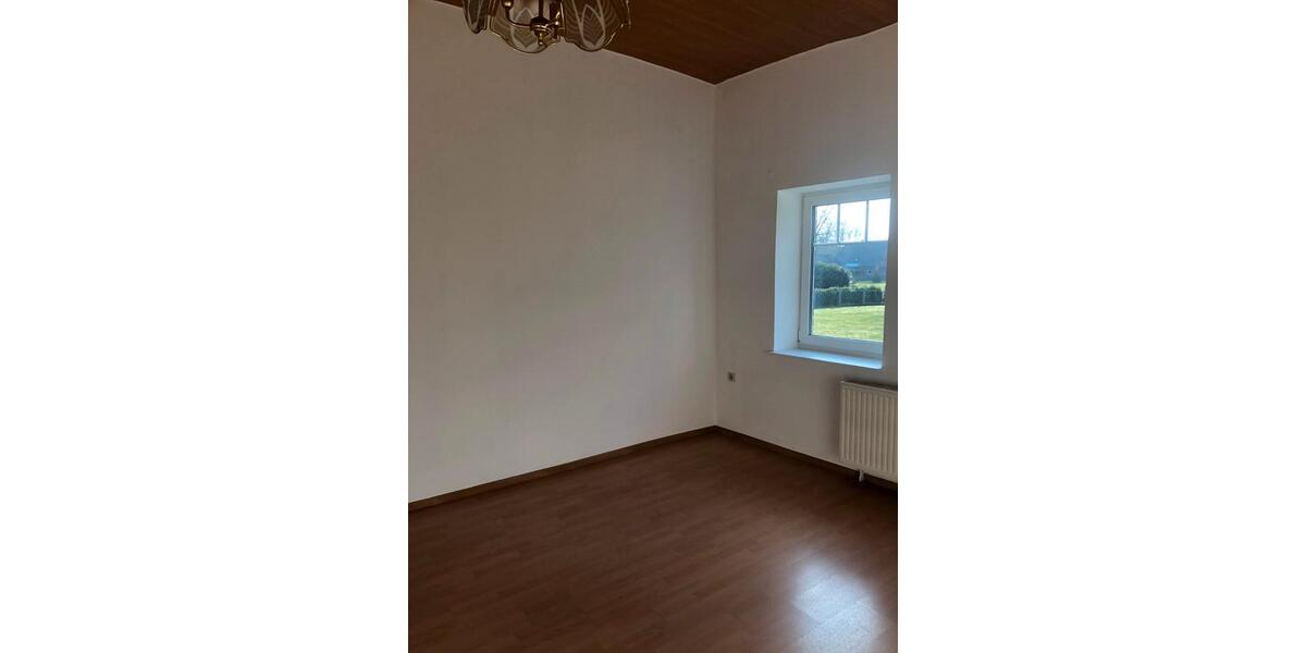 Erdgeschoßwohnung Wagenfeld - 5 Zimmer, 140 m&sup2;, 900&euro; | Angebot:26591228