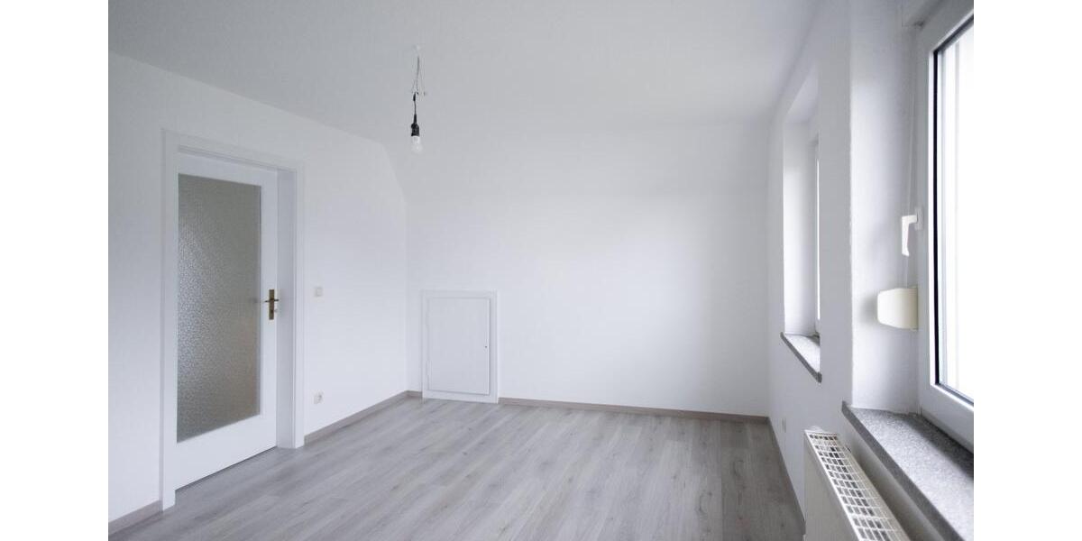 Einfamilienhaus Freital - 5 Zimmer, 104 m&sup2;, 1.700&euro; | Angebot:24445416