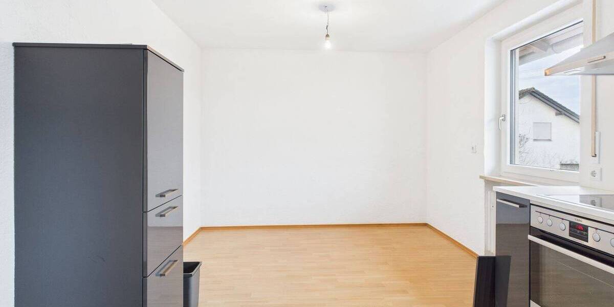 Etagenwohnung Ingolstadt / Gerolfing Gerolfing - 3 Zimmer, 100 m&sup2;, 900&euro; | Angebot:26105390
