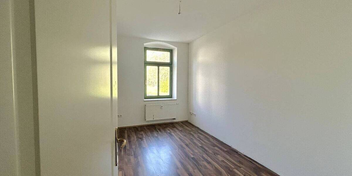 Etagenwohnung Chemnitz Gablenz - 4 Zimmer, 81 m&sup2;, 450&euro; | Angebot:26276065
