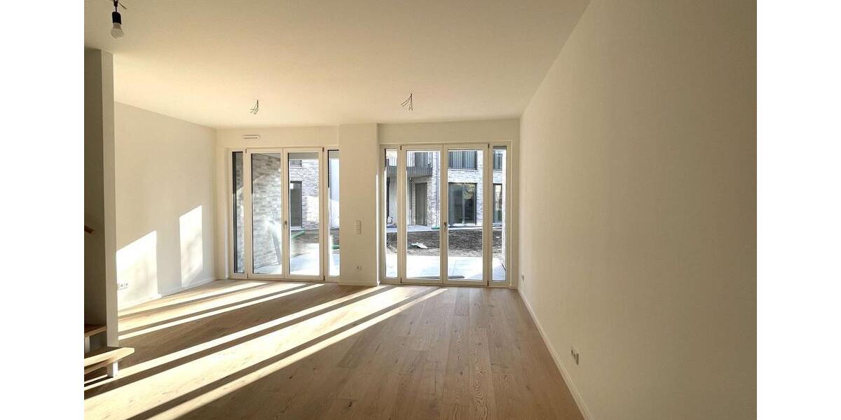 Etagenwohnung Frankfurt am Main Bergen-Enkheim - 5 Zimmer, 132 m&sup2;, 2.550&euro; | Angebot:24865268