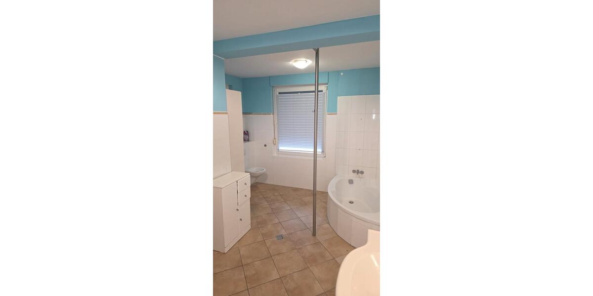 Erdgeschoßwohnung Samtens - 3 Zimmer, 95 m&sup2;, 1.140&euro; | Angebot:26553098