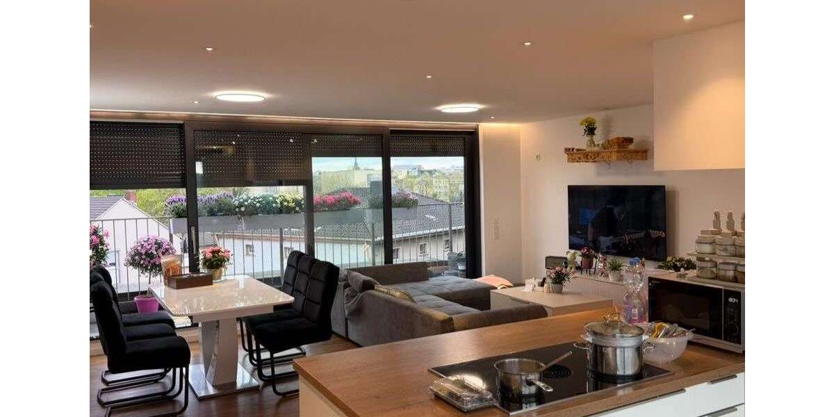 Etagenwohnung Siegburg - 3 Zimmer, 101 m&sup2;, 1.500&euro; | Angebot:26974458
