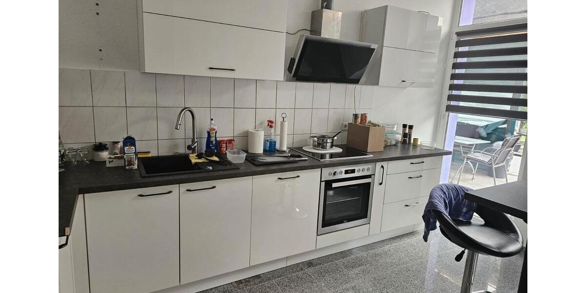 Etagenwohnung Gronau (Leine) - 4 Zimmer, 151 m&sup2;, 1.300&euro; | Angebot:26507162