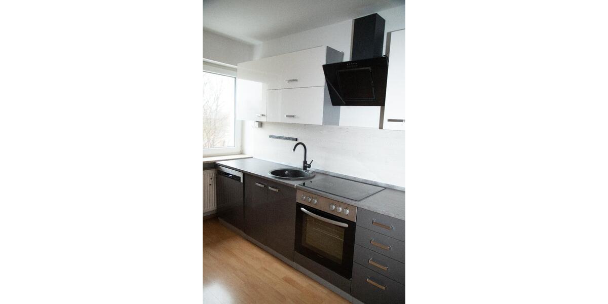 Dachgeschoßwohnung Deggendorf - 3 Zimmer, 68 m&sup2;, 720&euro; | Angebot:26045127