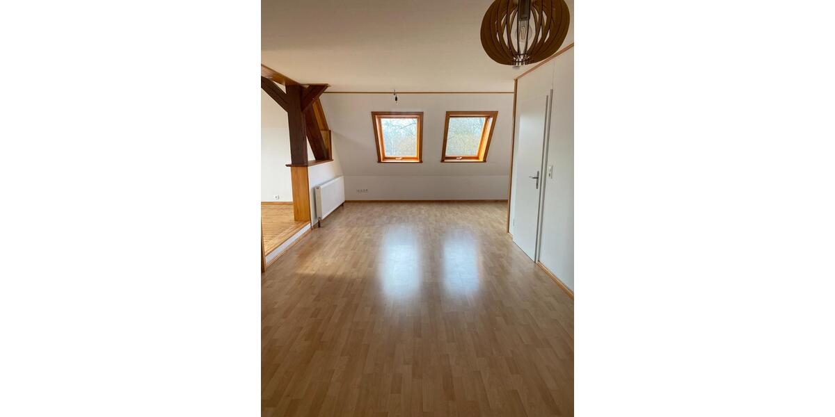 Dachgeschoßwohnung Könnern - 3 Zimmer, 87 m&sup2;, 480&euro; | Angebot:24876859