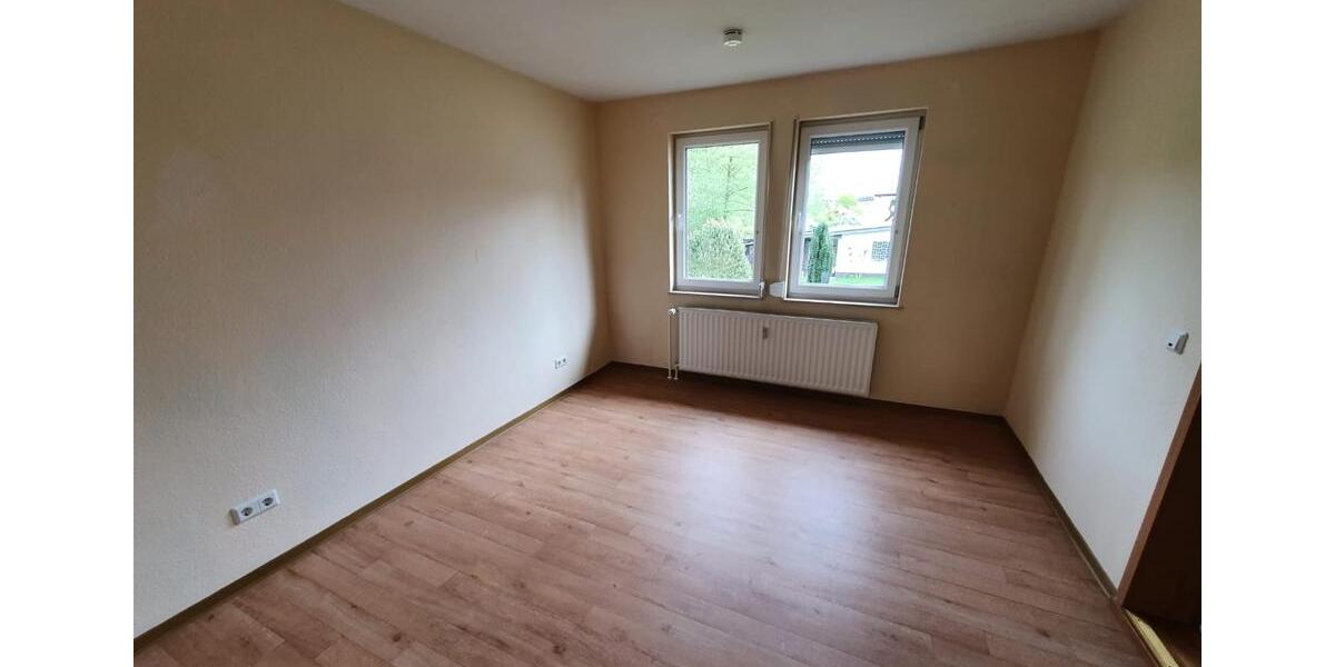 Hochparterre Neukirchen - 2 Zimmer, 50 m&sup2;, 420&euro; | Angebot:26664721