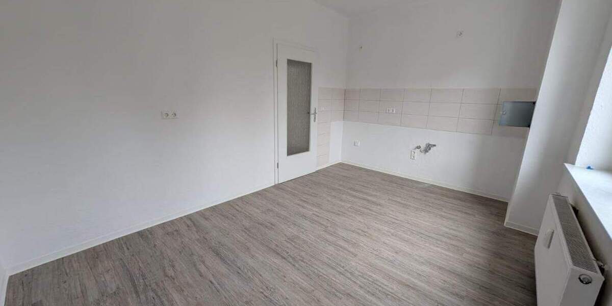 Etagenwohnung Schkeuditz - 3 Zimmer, 61 m&sup2;, 549&euro; | Angebot:24155471