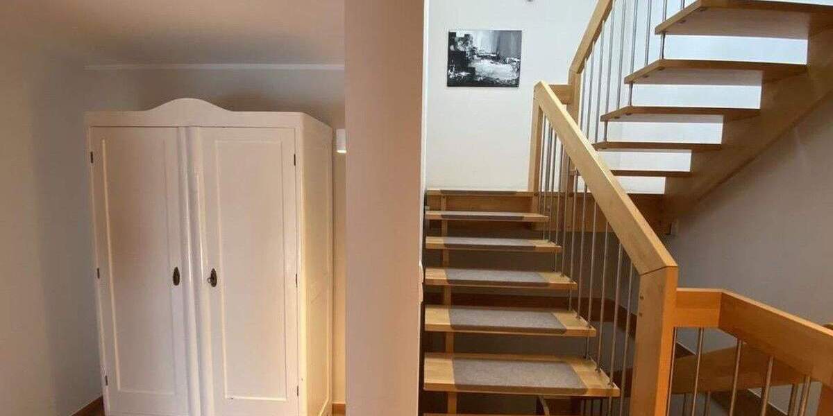 Einfamilienhaus Greifenberg - 5 Zimmer, 175 m&sup2;, 3.100&euro; | Angebot:24802908