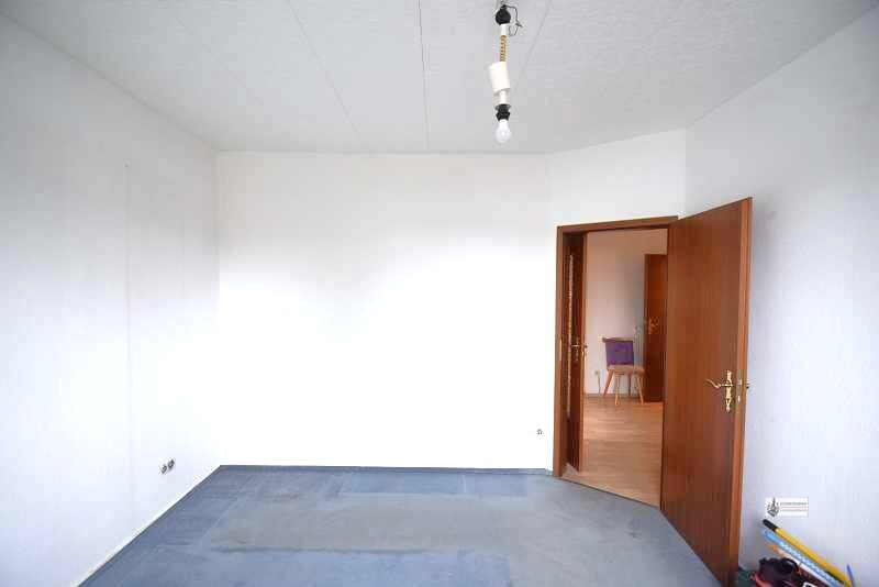 OG Wohnung für 2 Personen wird bis April 26 frisch renoviert am Zentrum von Syke + Garage + Balkon - Etagenwohnung Syke | Angebot:25097570