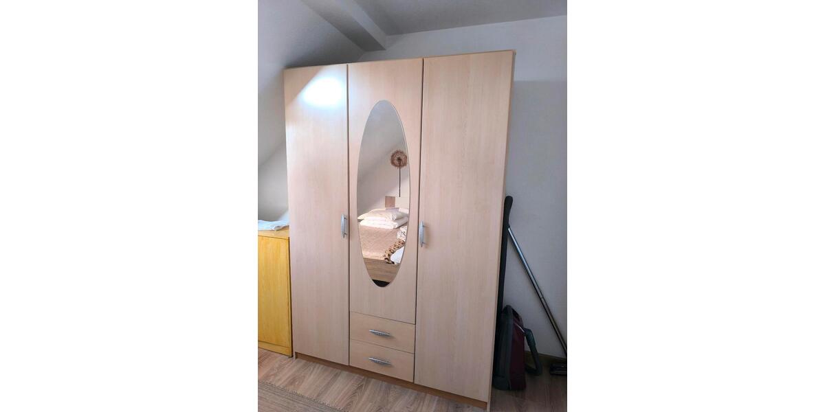 Dachgeschoßwohnung Gotha - 2 Zimmer, 55 m&sup2;, 450&euro; | Angebot:25956357