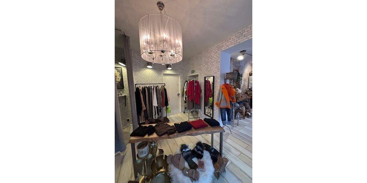 Gewerbeobjekt Mülheim an der Ruhr Broich - 3 Zimmer, 616&euro; | Angebot:24765913