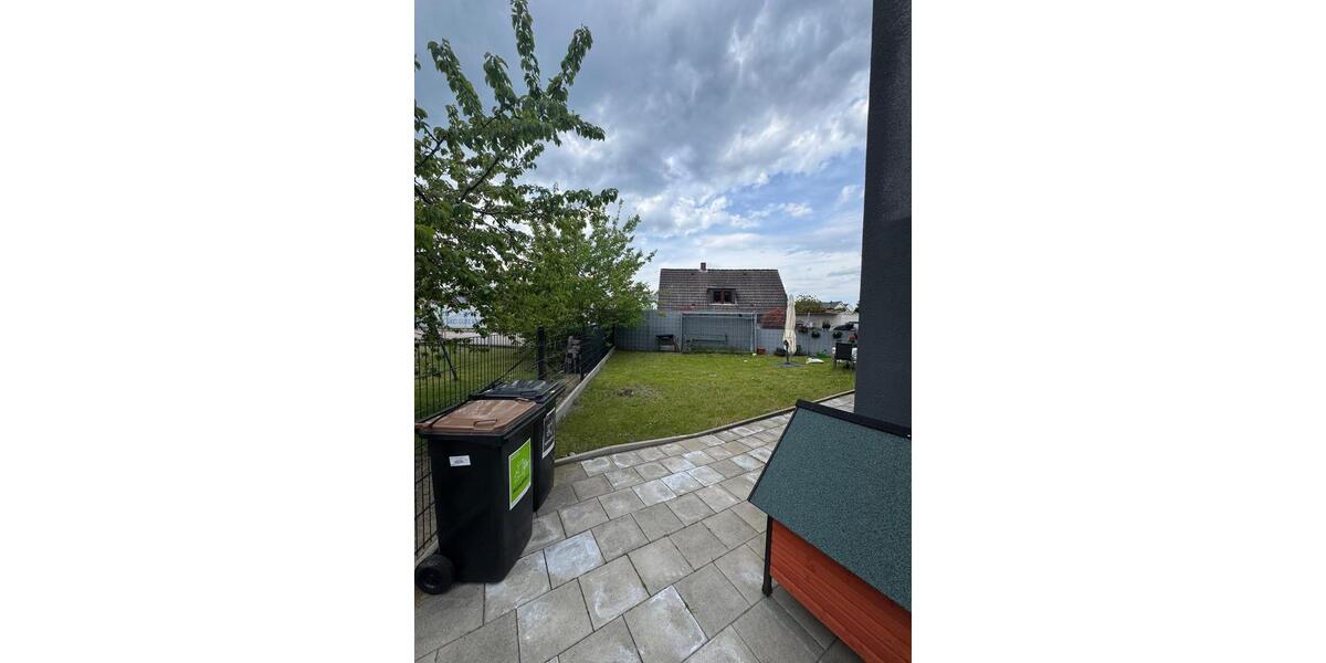 Doppelhaushälfte Uetersen - 4 Zimmer, 120 m&sup2;, 2.000&euro; | Angebot:26448307
