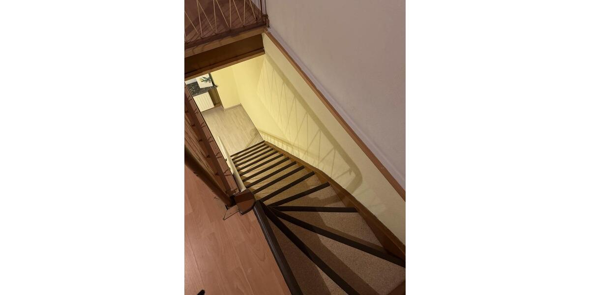 Einfamilienhaus Ottweiler - 3 Zimmer, 175 m&sup2;, 1.090&euro; | Angebot:25614208