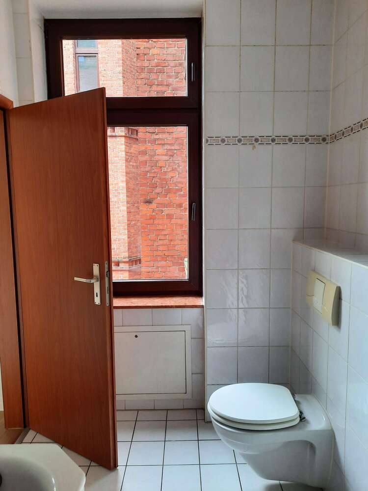 helle 3 Zimmer-Maisonette-Wohnung mit Einbauküche ***ab sofort verfügbar***