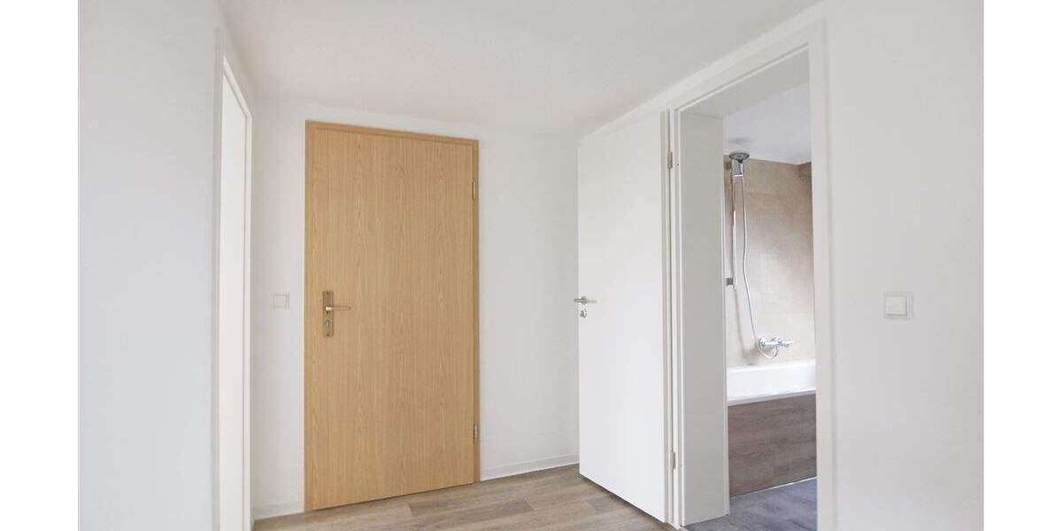 Etagenwohnung Mittweida - 2 Zimmer, 50 m&sup2;, 350&euro; | Angebot:23802318