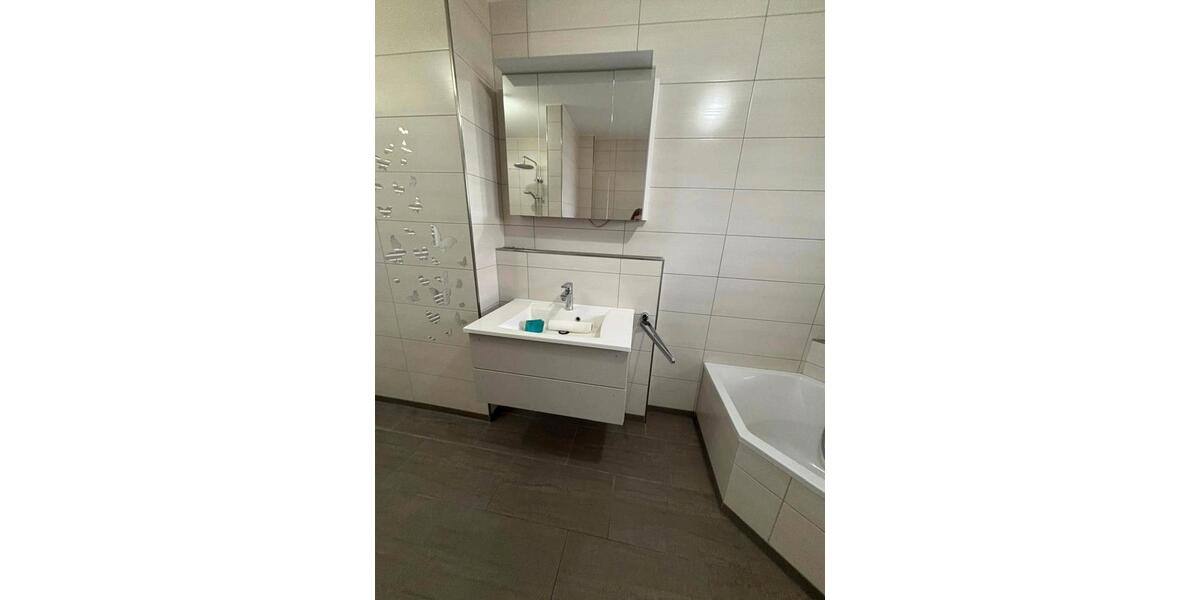 Etagenwohnung Spelle - 3 Zimmer, 86 m&sup2;, 925&euro; | Angebot:24871854