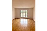 Helle 3-Zimmer-Wohnung mit Balkon, Einbauküche und Parkplatz! zimmer