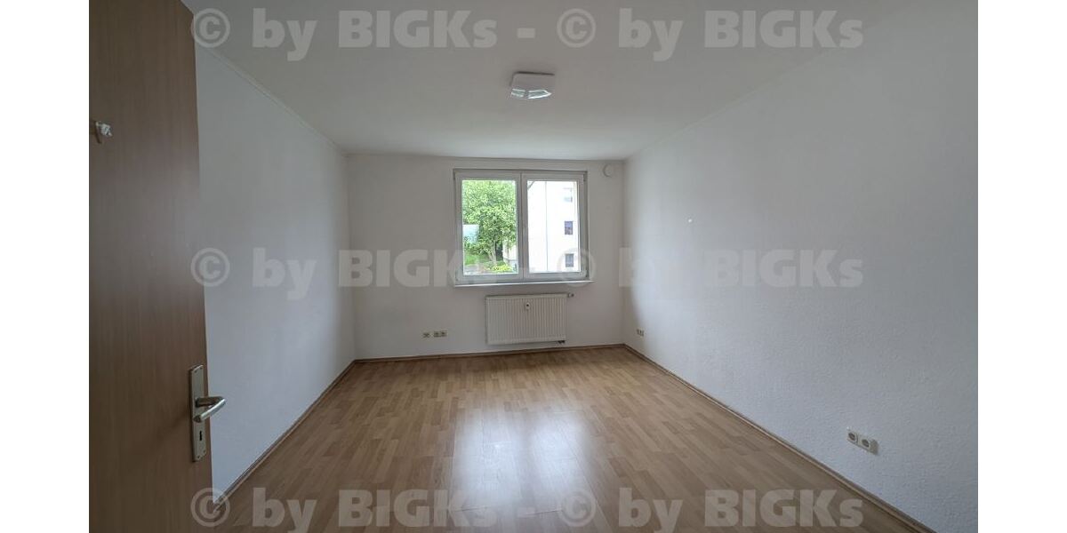 BIGKs - Suhl-Leninring: FREIE AUSSICHT - 3 Raum Wohnung Suhl,sep.Küche,Dusch-Wannenbad, Balkon (-;) - Etagenwohnung Suhl Suhl Friedrich-Wolf-Straße | Angebot:27212620
