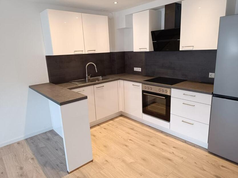 Stilvolle 4-Raum-Maisonette-Wohnung Erstbezug nach Sanierung, SHA