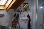 möbl. Zimmer f. 1 Pers. nur an Heimfahrer, m. Bad + Kochn. zimmer