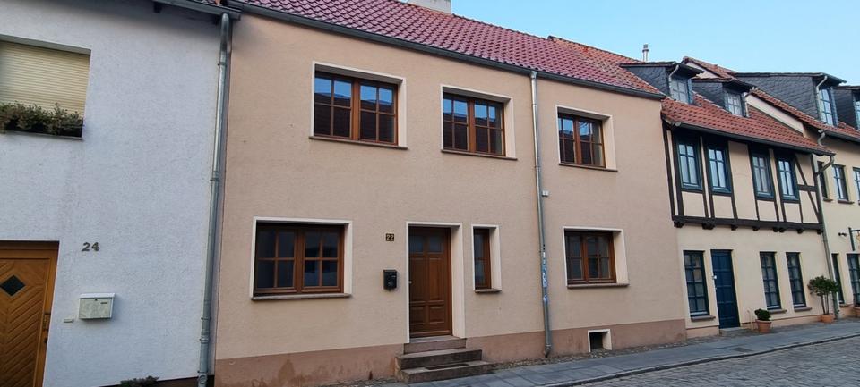 Erdgeschoßwohnung Haldensleben - 2 Zimmer, 71 m&sup2;, 822&euro; | Angebot:24679851