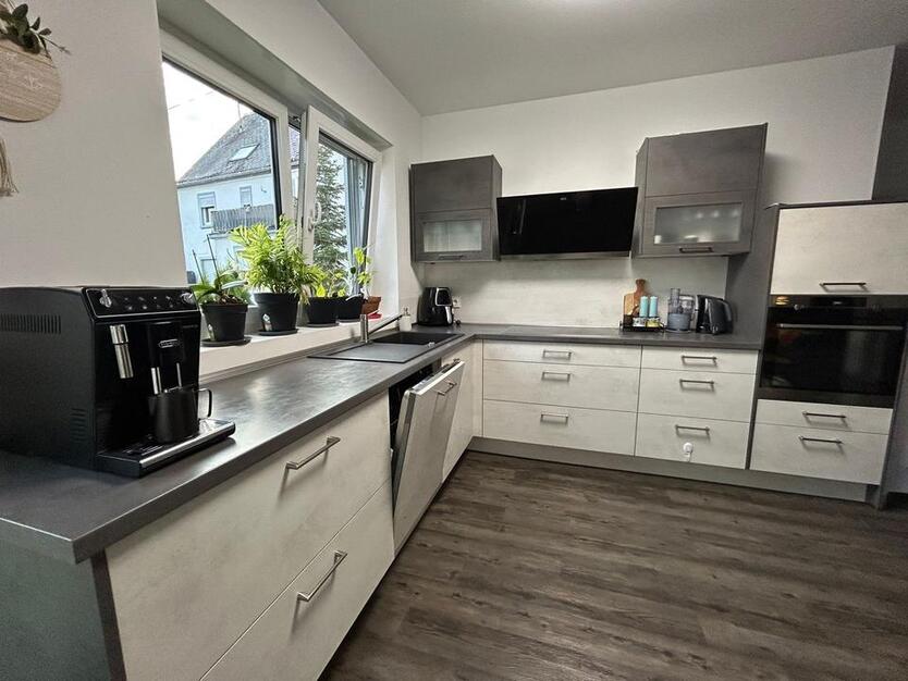 Moderne Mietwohnung mit traumhaftem Ausblick