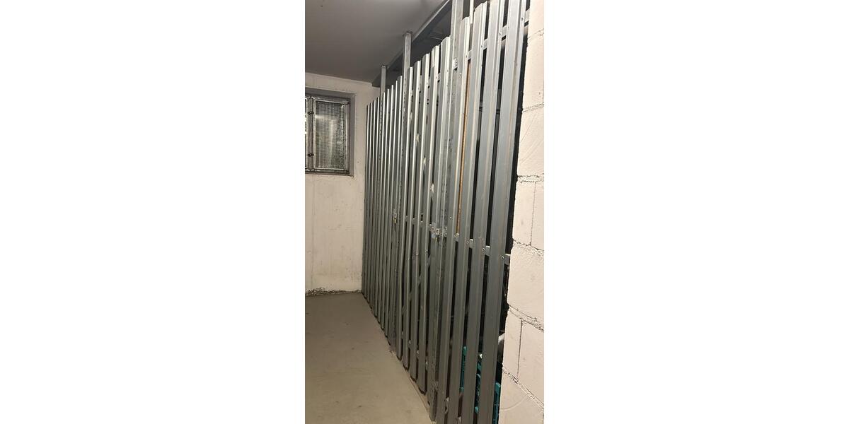 Dachgeschoßwohnung Meiningen - 1 Zimmer, 34 m&sup2;, 340&euro; | Angebot:26276437